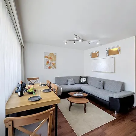 Appartement Viktoria A-3 By Interhome