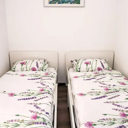 Viktoria A-3 By Interhome